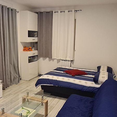 Apartments Peti Póla Szoba fotó