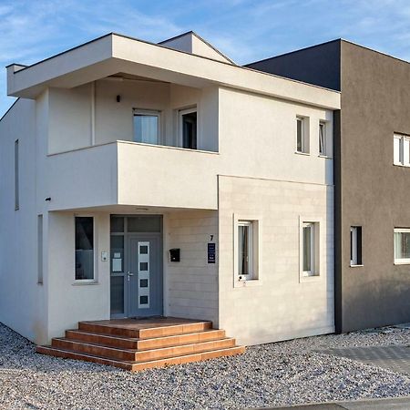 Apartments Peti Póla Kültér fotó