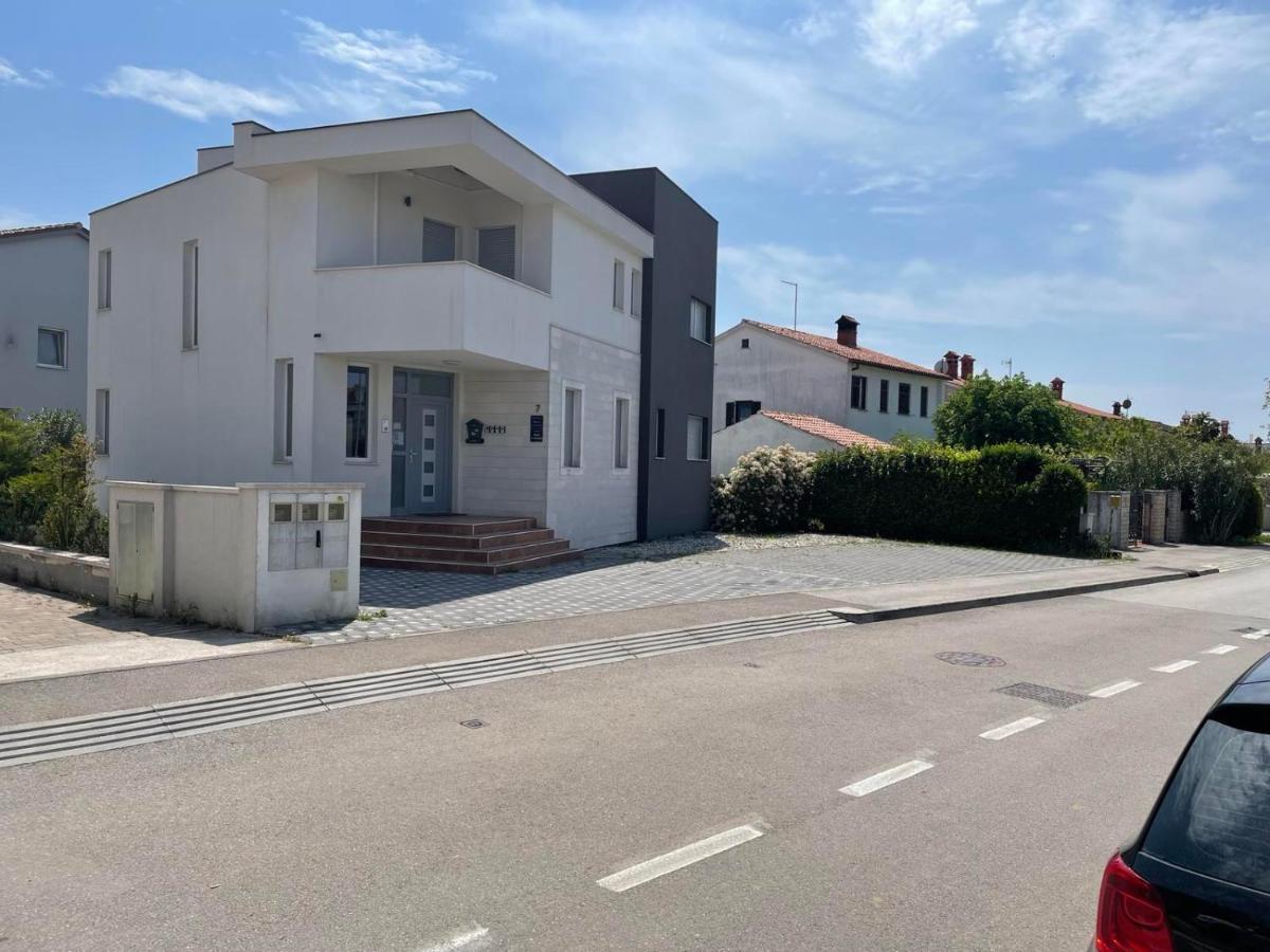 Apartments Peti Póla Kültér fotó