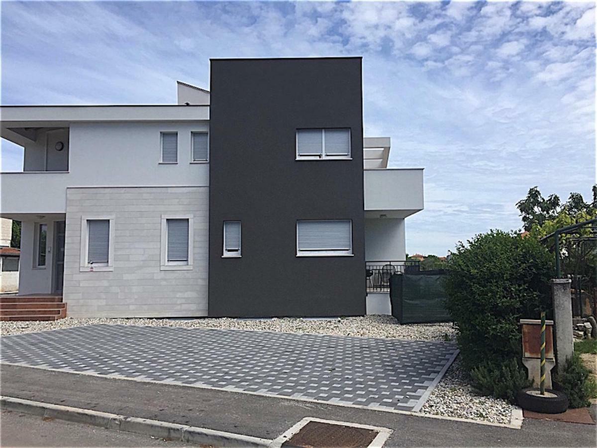 Apartments Peti Póla Kültér fotó